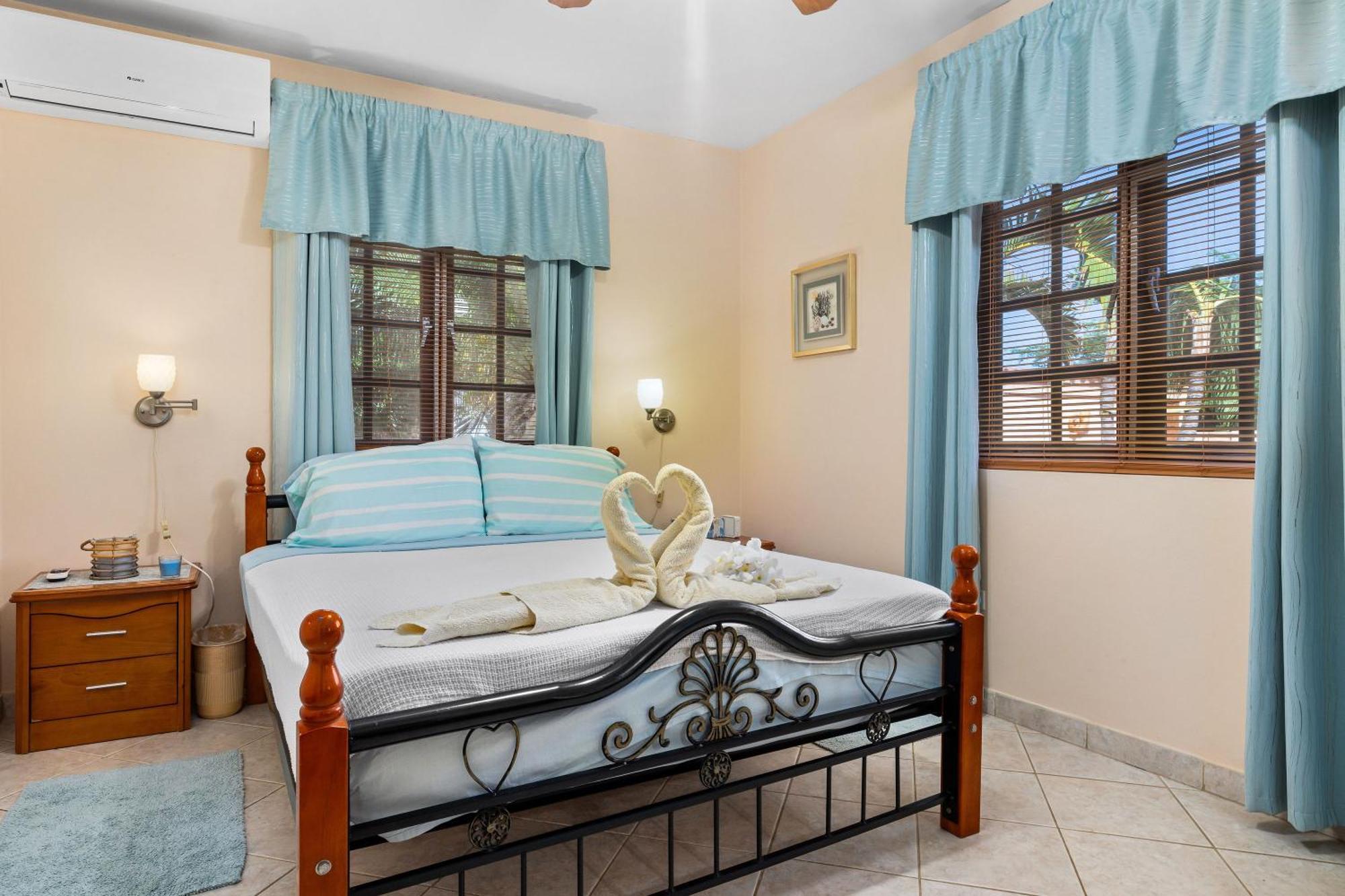 Sunrise Villa Is Gorgeous For Daily Views Of Sunrises And Sunsets 팜비치 외부 사진